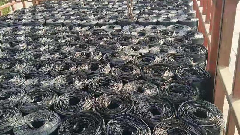 外墙岩棉板厚度选多少合适？揭秘施工中的关键考量